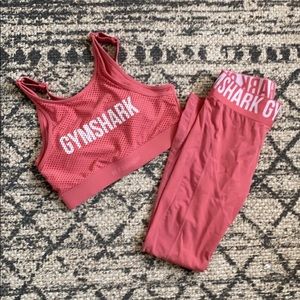 Movement mesh Gymshark set